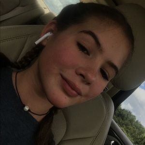 Meet your Posher, Zoe